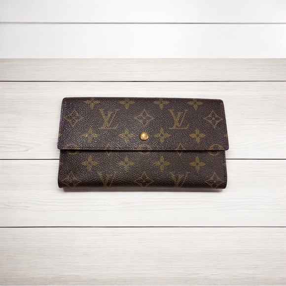 Louis Vuitton Long Monogram Wallet - Picture 1 of 15